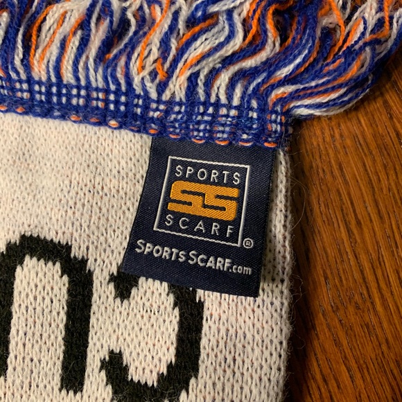 Vintage Retro Cues Scarf - Picture 2 of 4